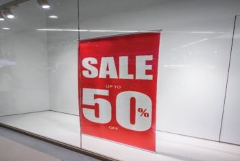 פוסטרים ומודעות